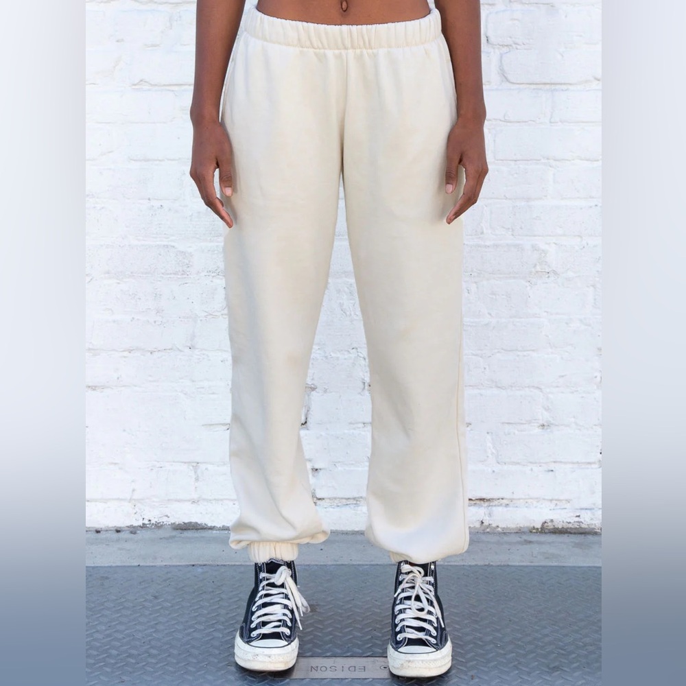 Brandy Melville Rosa Sweatpants, Ivory, One Size